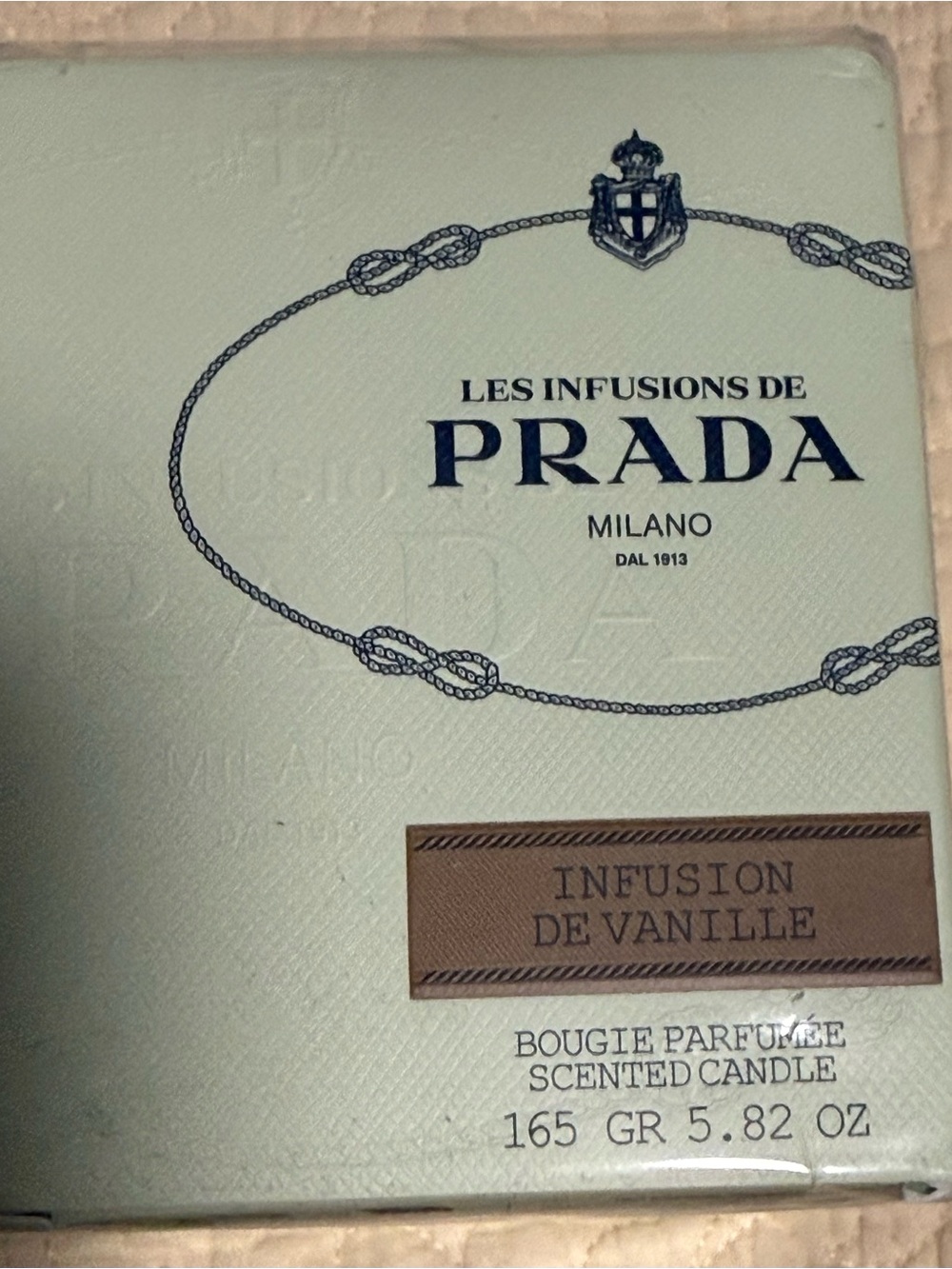 Prada Les Infusions Vanilla Scented Candle! Smells amazing! 🤩 - Picture 2 of 4